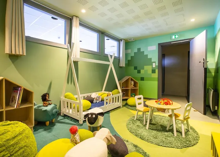 Club Mmv Plagne 2000 4*