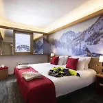 Club Mmv Plagne 2000 Hotel 4*