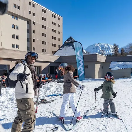Отель Club Mmv Plagne 2000 Ла-Плань