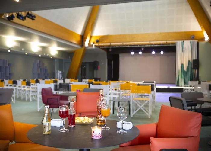 Club Mmv Plagne 2000 Hotel 4*