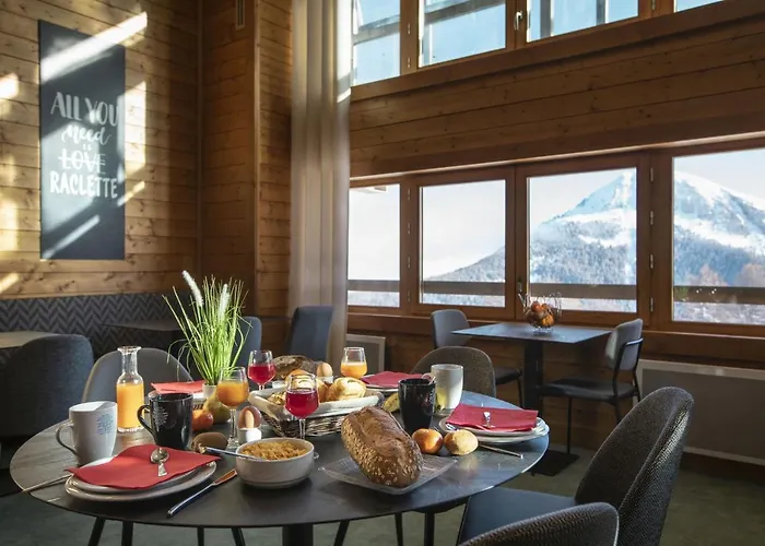 Club Mmv Plagne 2000 Hotel 4*